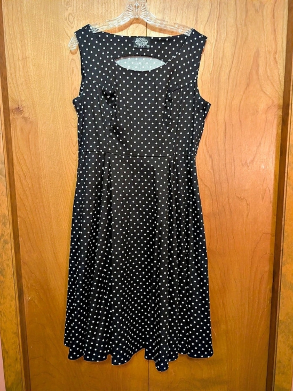 Hearts & Roses Polka Dot Midi Dress in Black & White Size 12 Like New
